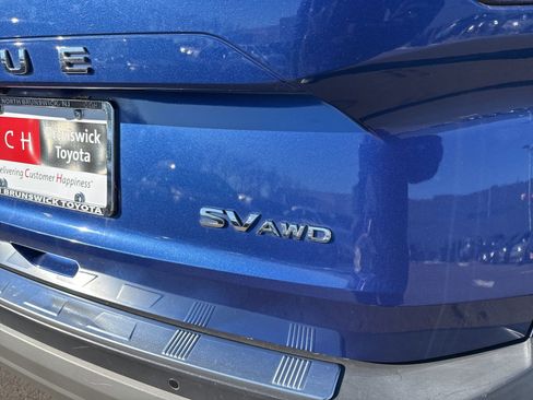 Used 2023 Nissan Rogue SV w/ SV Premium Package image 9