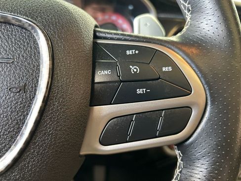 Used 2019 Dodge Challenger SRT Hellcat Redeye image 34