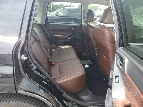 Used 2018 Subaru Forester 2.0XT Touring AWD/4WD image 11