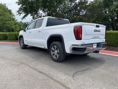 Used 2022 GMC Sierra 1500 SLT AWD/4WD image 12