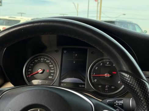 Used 2016 Mercedes-Benz GLC 300 4MATIC image 8