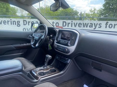 Used 2015 GMC Canyon SLE w/ SLE Convenience Package AWD/4WD image 17
