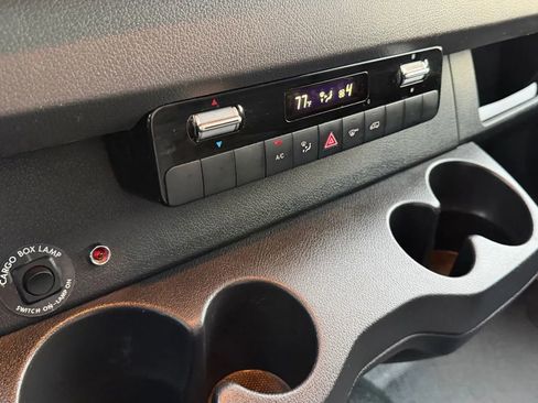 Used 2019 Mercedes-Benz Sprinter 170 image 8