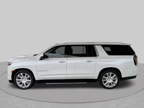 Used 2024 Chevrolet Suburban High Country w/ Max Trailering Package RWD image 6