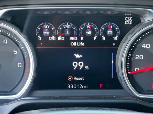 Used 2019 Chevrolet Silverado 1500 High Country image 30