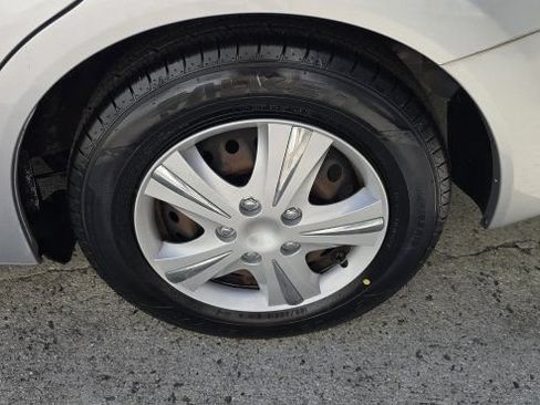 Used 2012 Honda Civic LX image 10