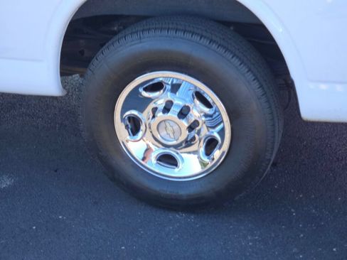 Used 2021 Chevrolet Express 2500 w/ Safety Package RWD image 14