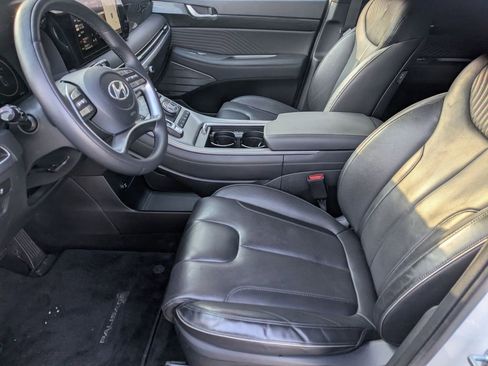 Used 2023 Hyundai Palisade Calligraphy image 19