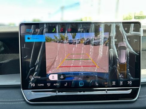 New 2026 Volkswagen Tiguan SE R-Line AWD/4WD image 18