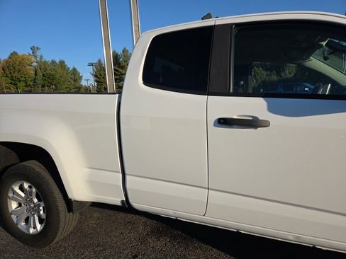 Used 2019 Chevrolet Colorado W/T image 29