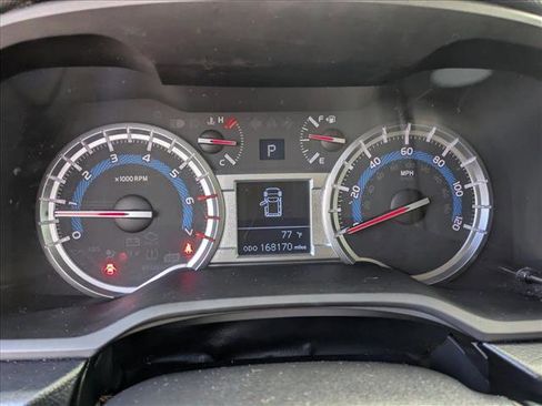 Used 2016 Toyota 4Runner SR5 image 10