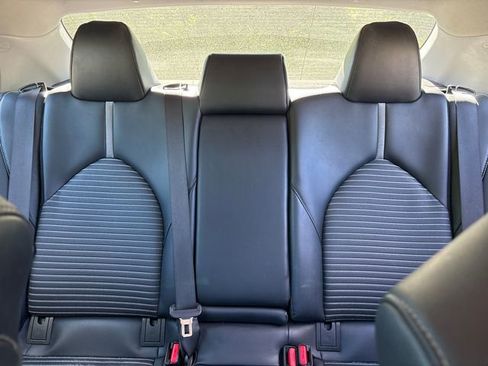 Used 2020 Toyota Camry SE FWD image 26