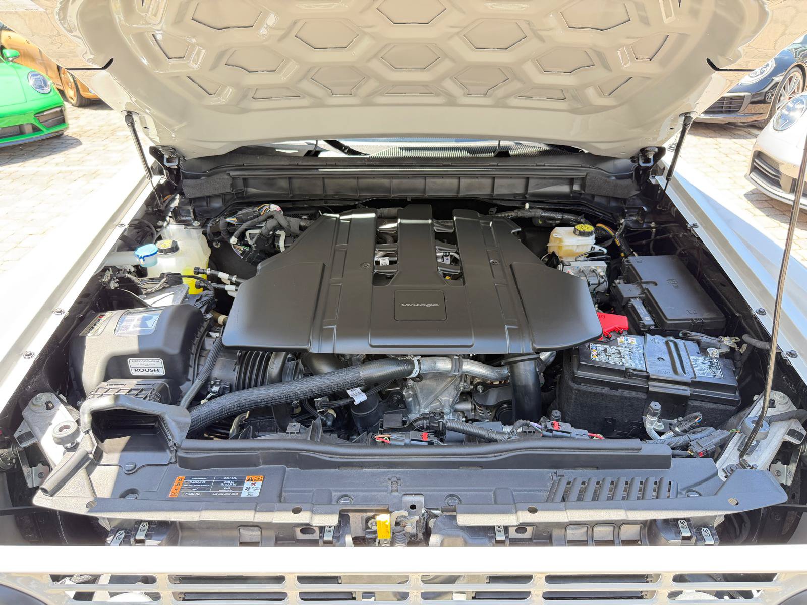 Used 2025 Ford Bronco Badlands AWD/4WD image 66