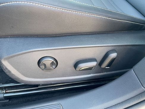 Used 2025 Volkswagen Jetta SE image 22