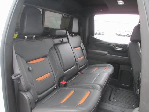 Certified 2024 GMC Sierra 1500 AT4 w/ Technology Package image 25