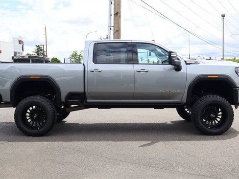 Used 2025 GMC Sierra 3500 AT4 w/ AT4 Premium Plus Package AWD/4WD image 6