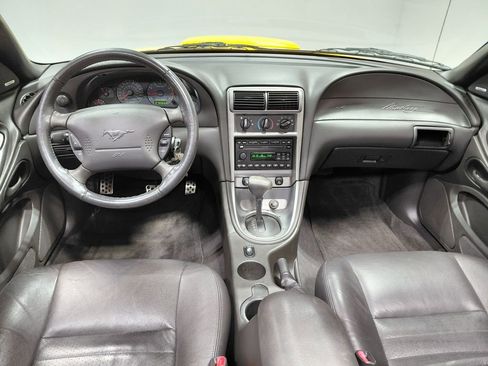 Used 2004 Ford Mustang GT image 3