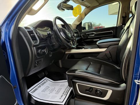 Used 2019 RAM 1500 Laramie image 13