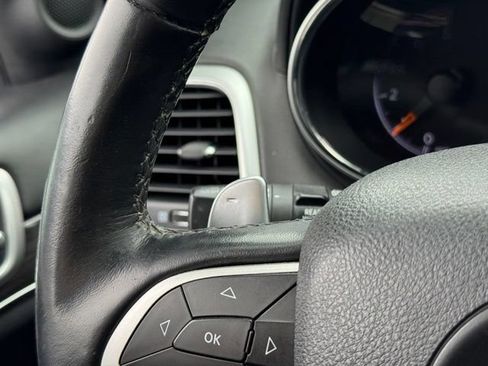 Used 2015 Jeep Grand Cherokee High Altitude AWD/4WD image 28