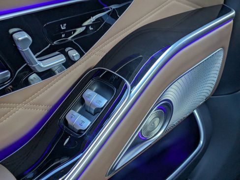 New 2026 Mercedes-Benz Maybach S 580 4MATIC image 17