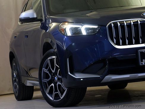 Certified 2023 BMW X1 xDrive28i w/ Premium Package AWD/4WD image 4