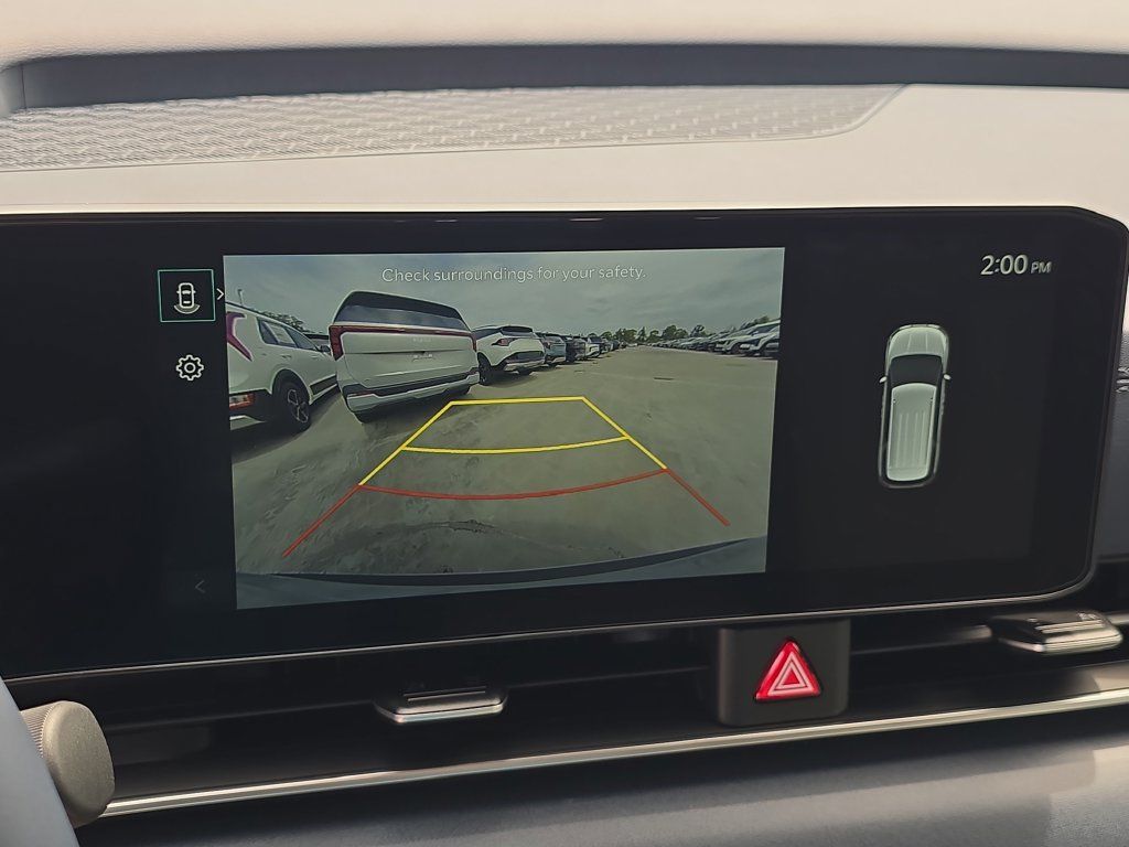 New 2026 Kia Carnival EX FWD image 25