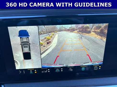 Used 2023 GMC Sierra 1500 AT4 w/ AT4 Premium Package image 4