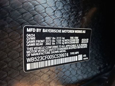 Certified 2025 BMW iX xDrive50 image 27