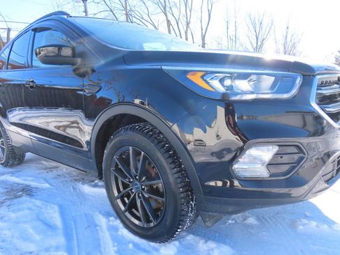 Used 2019 Ford Escape SE image 20