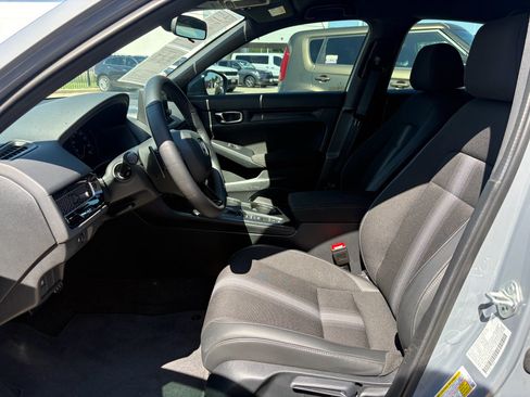 Certified 2025 Honda Civic Sport image 10