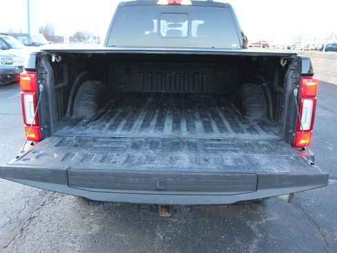 Used 2021 Ford F250 Lariat image 18