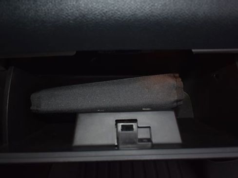 Used 2016 Ford Expedition Limited image 51