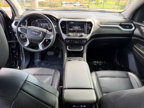 Used 2023 GMC Acadia SLT AWD/4WD image 19
