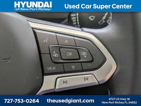 Used 2023 Volkswagen Tiguan SE FWD image 34