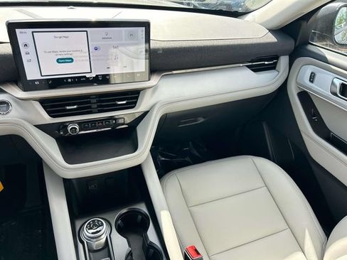 New 2026 Ford Explorer Active w/ Active Comfort Package AWD/4WD image 15