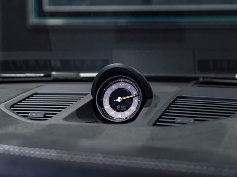 Used 2025 Porsche 911 GT3 RS image 16