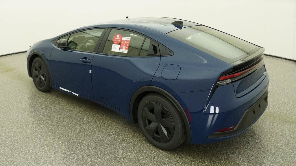 New 2027 Toyota Prius LE FWD image 8