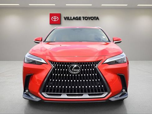 Used 2025 Lexus NX 350h AWD w/ Accessory Package (2T) image 8