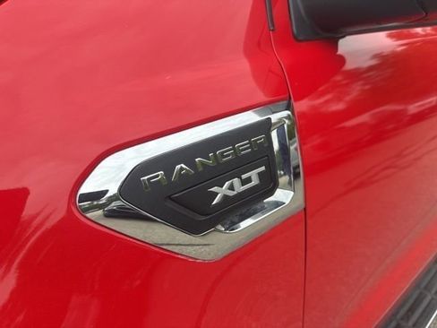 Used 2020 Ford Ranger XLT w/ Equipment Group 302A Luxury AWD/4WD image 9