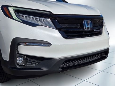 Certified 2022 Honda Pilot Black Edition image 2