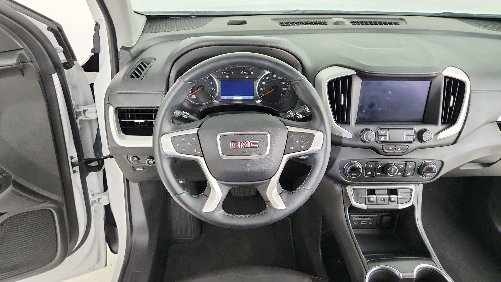 Used 2024 GMC Terrain SLT AWD/4WD image 20