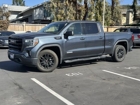 Used 2020 GMC Sierra 1500 Elevation w/ Elevation Value Package image 1