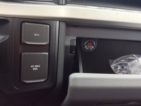 Used 2024 Ford F350 XL w/ Snow Plow Prep Package image 46