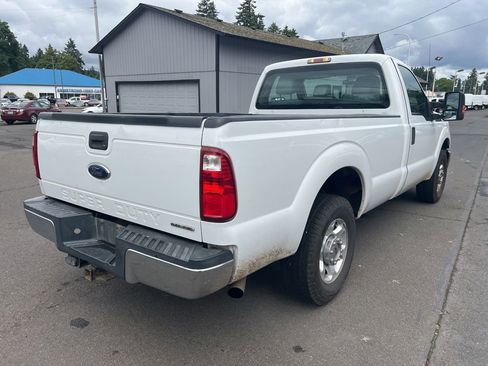 Used 2014 Ford F250 XL w/ XL Value Package RWD image 4
