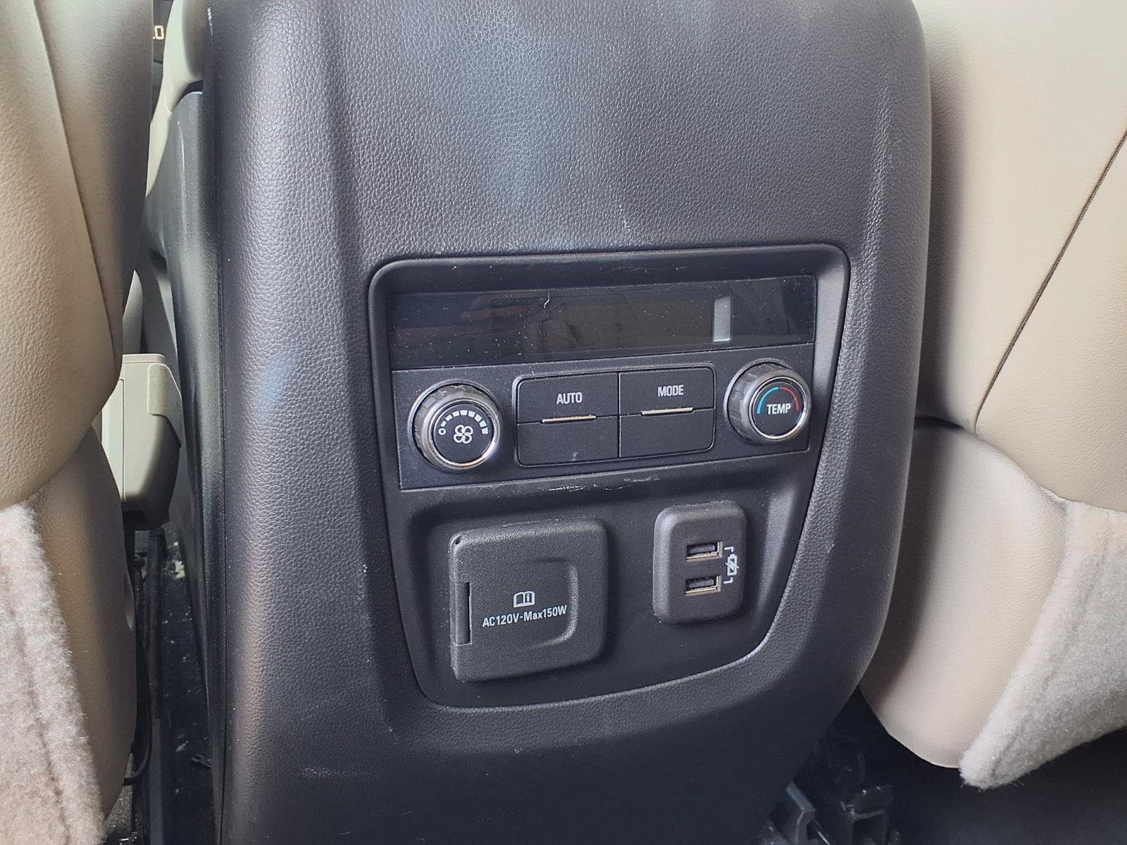 Used 2021 Buick Enclave Essence w/ Sound and Sites Package AWD/4WD image 17