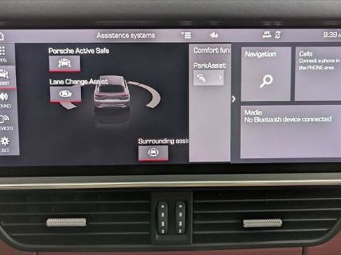 Used 2021 Porsche Cayenne Turbo AWD/4WD image 27