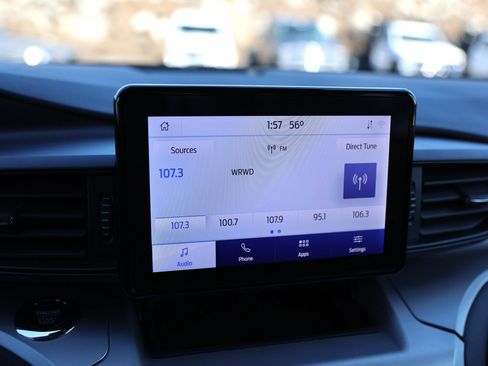 Used 2022 Ford Explorer XLT w/ Class IV Trailer Tow Package image 28