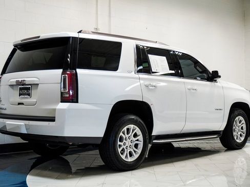 Used 2017 GMC Yukon SLT image 6