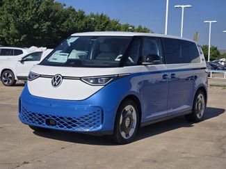 New 2025 Volkswagen ID. Buzz Pro S Plus video 2