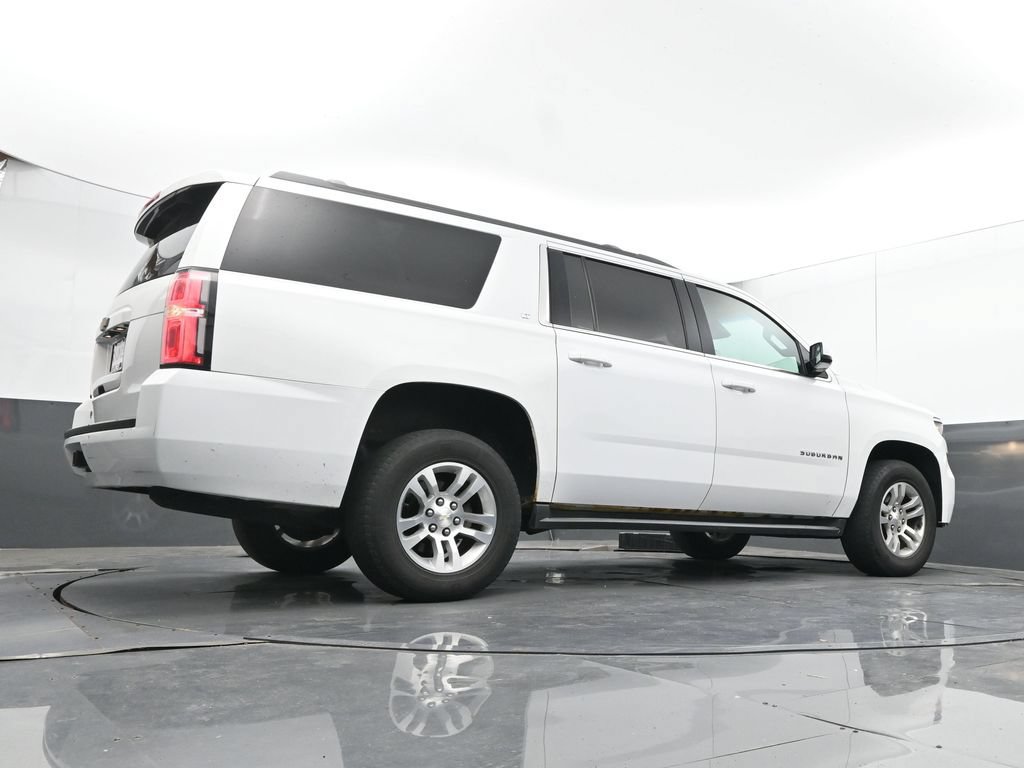 Used 2017 Chevrolet Suburban LT AWD/4WD image 22